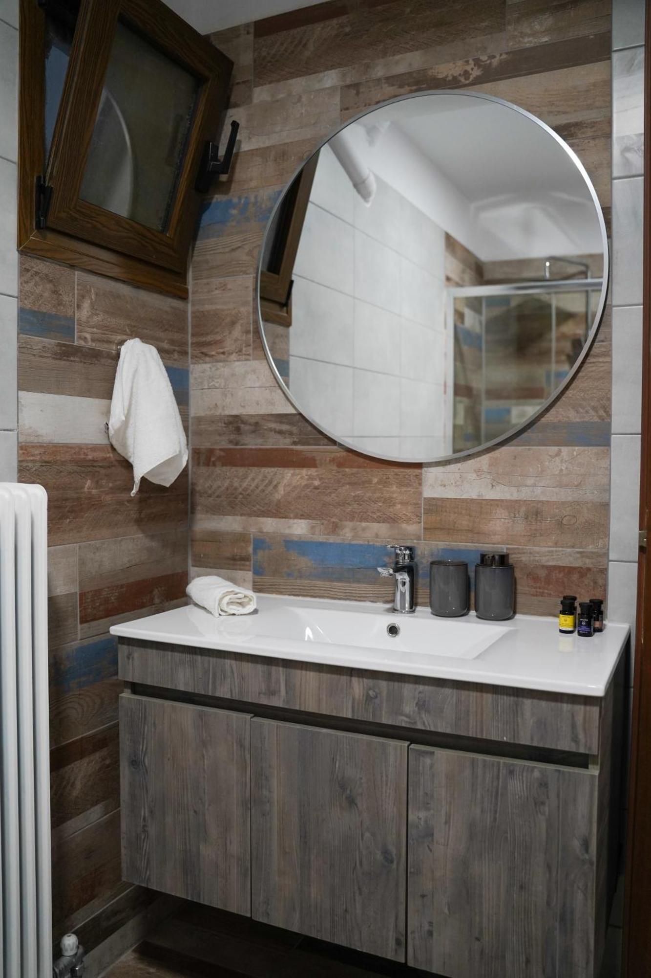 Grand View Suites Meteora Kalampáka Ngoại thất bức ảnh